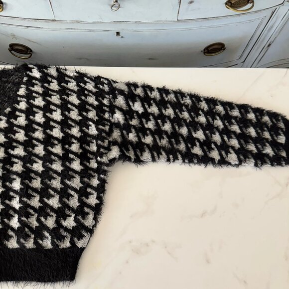 Forever 21 Clueless Cozy Eyelash Knit Crop Sweater Houndstooth Button Cardigan L - Picture 10 of 10